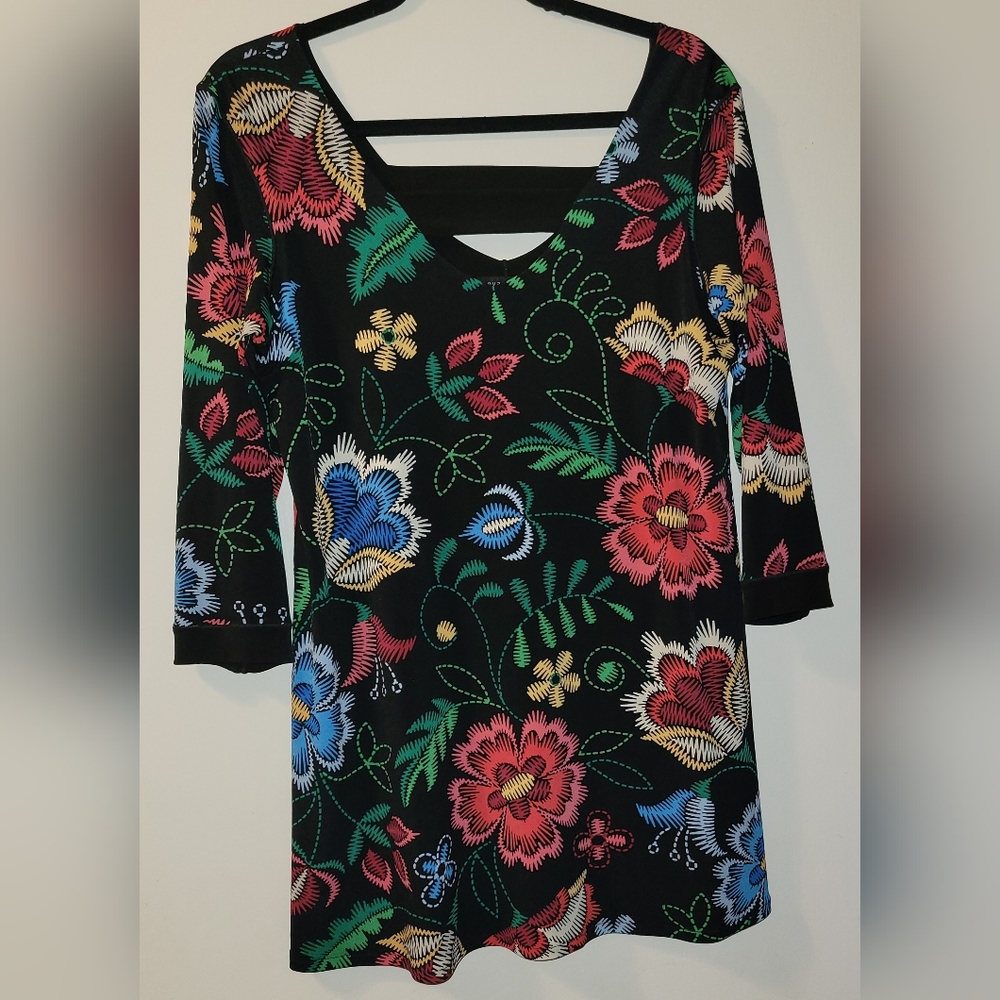 Eva Varro V Tap Tunic Top Sz Large‎